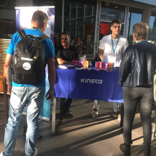 Altri stand di Kinsta al WordCamp Nijmegen